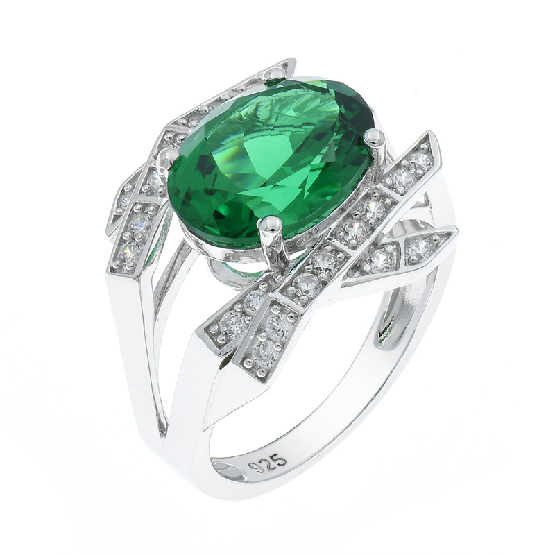 wonderful silver ladies ring with Green Nano