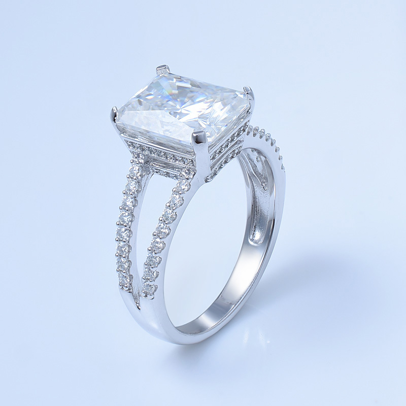 Vintage Solitaire Diamond Ring For Women