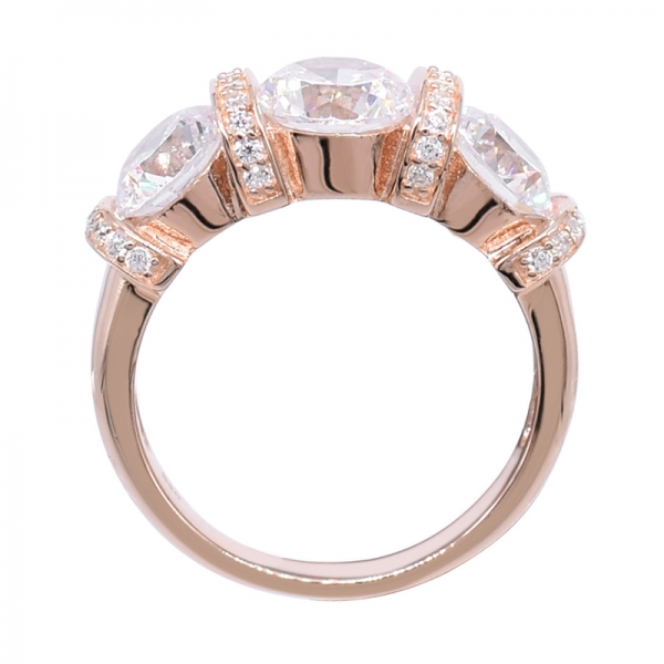 anel banhado a ouro gracioso rosa em prata com três cz rodada 
