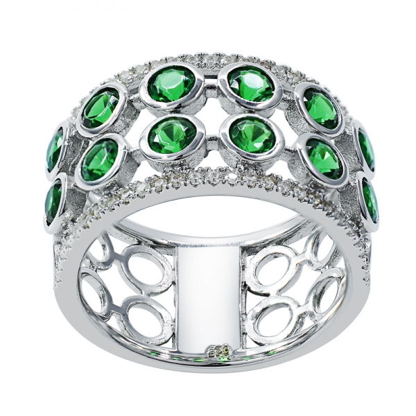 anel de forma redonda oco com nano verde impressionante 
