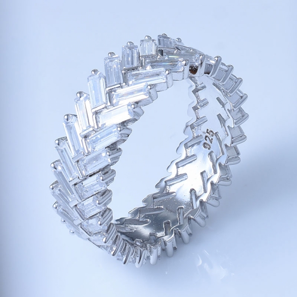 baguete branca zircônia cúbica de ródio sobre anel de infinito de prata esterlina 925 