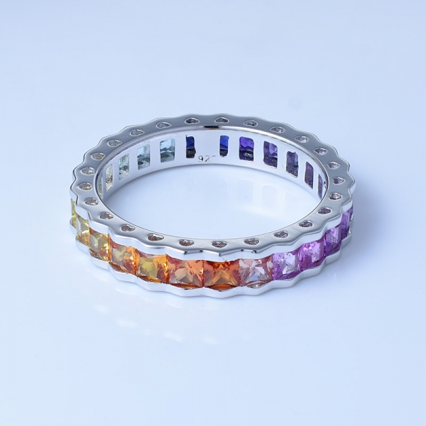 ródio de corindo multi cor sobre anéis de banda de arco-íris de prata esterlina 