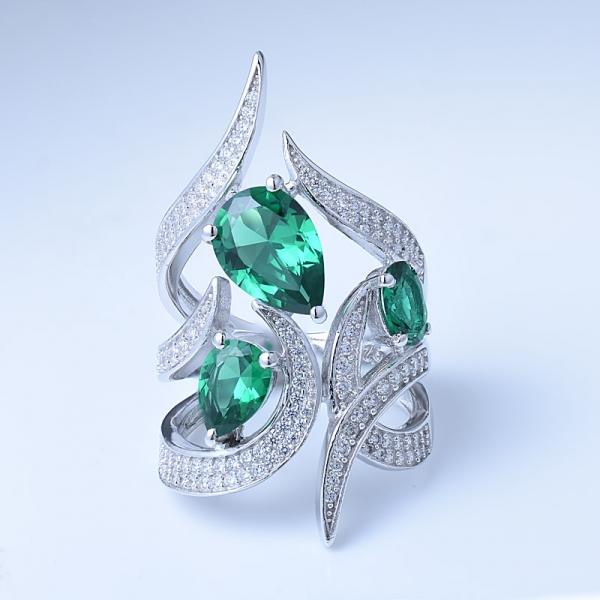 criado ródio verde esmeralda sobre anéis de noivado de prata esterlina 