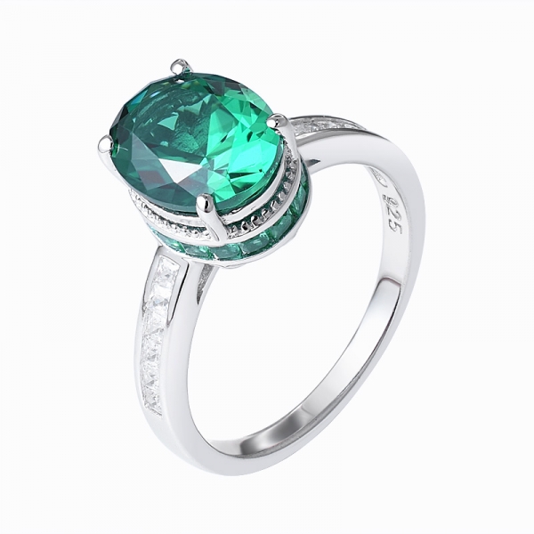 corte oval criado ródio esmeralda sobre anel de prata esterlina 