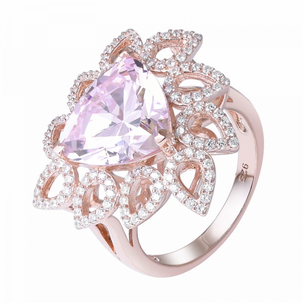 diamante rosa simulado Trangle corte em ouro rosa sobre anel de prata esterlina 