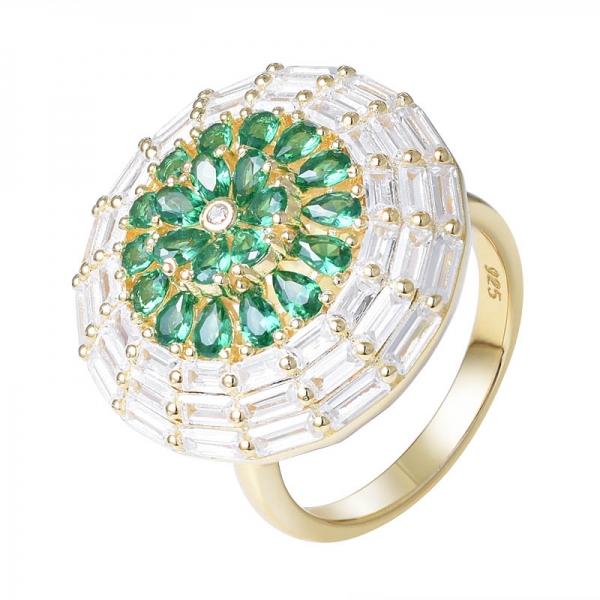forma de pêra verde esmeralda ouro amarelo sobre anel de prata esterlina 