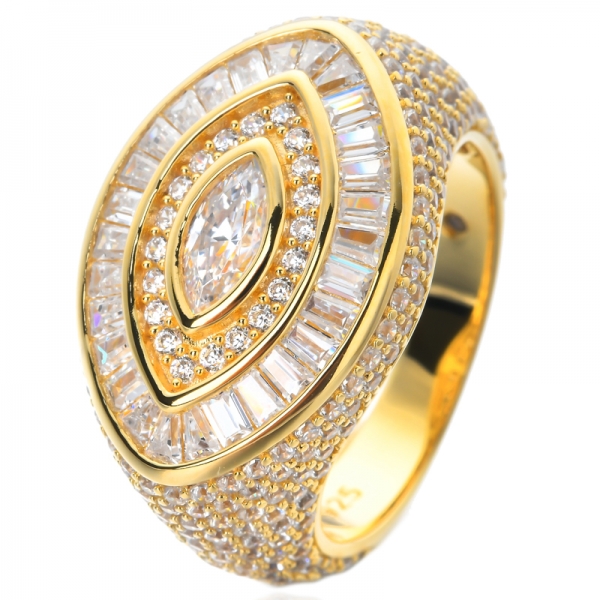 Corte trapezoide branco zirconia cúbica ouro amarelo sobre o anel de noivado de prata esterlina 