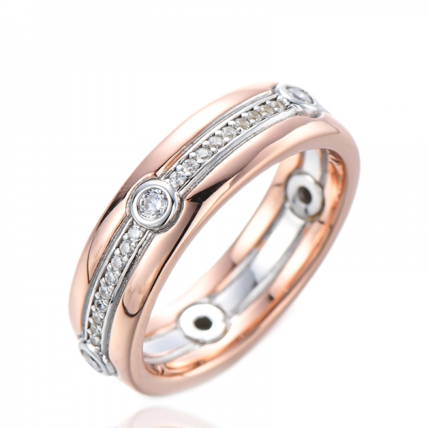 Lindo anel bicolor com zircônia cúbica folheado a ouro branco/rosa banhado a ouro 