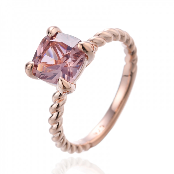 Almofada Morganite Nano e Zircônia Cúbica Branca Anel de Prata com Banho de Ouro Rosa 