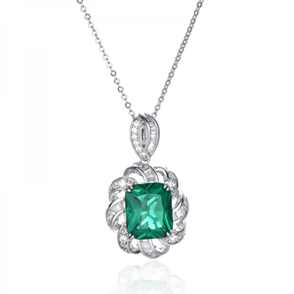 Pingente Octógono Verde Nano e Branco Cubic Zircon Ródio Prata 