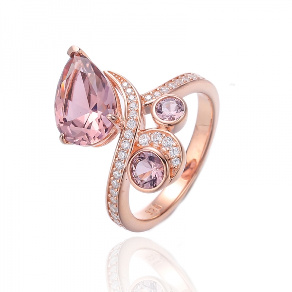 Forma de pera e anel de prata Nano redondo de Morganite com chapeamento de ouro rosa 