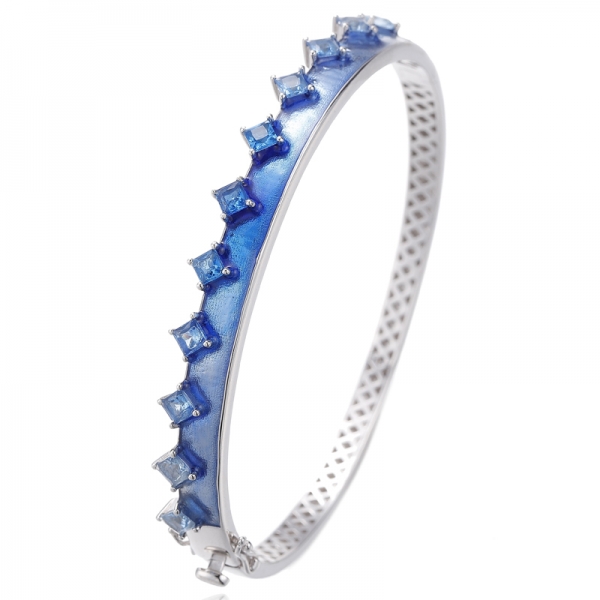 Pulseira quadrada de zircônia cúbica arco-íris e esmalte arco-íris de prata ródio 