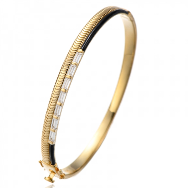 Pulseira de prata com zircônia cúbica e arco-íris baguette com banho de ouro 