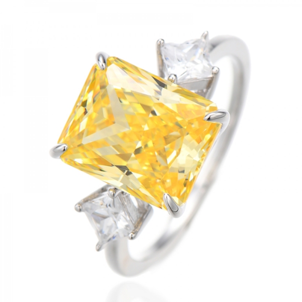 Anel de prata e ródio com zircônia cúbica branca e diamante octogonal amarelo e quadrado 