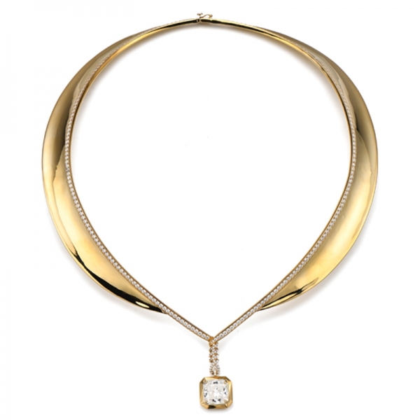 Colar de prata com zircônia cúbica branca e diamante octogonal G e redondo com banho de ouro 