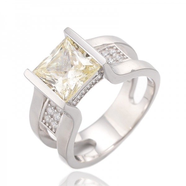 Anel de prata com nano morganita quadrada 925 e zircônia cúbica branca redonda com banho de ouro rosa 