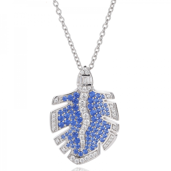 Pingente redondo verde nano e cônico de zircônia cúbica branca com banho de ródio e prata. 